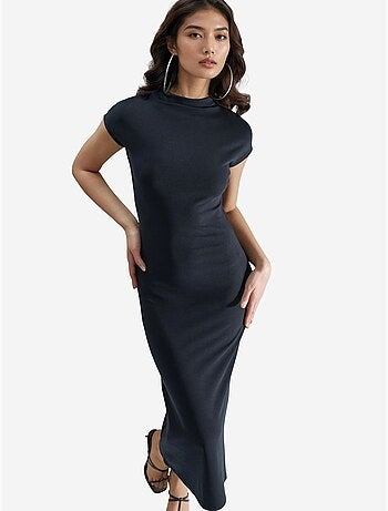 Vestido midi de cuello redondo y corte entallado con detalle elástico de busem