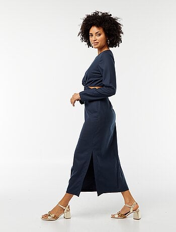 Vestido midi de efecto retorcido por delante