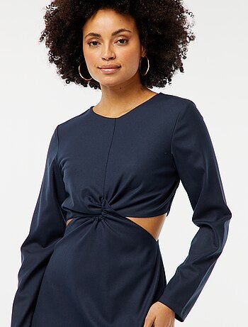 Vestido midi de efecto retorcido por delante