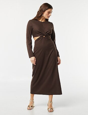 Vestido midi de efecto retorcido por delante