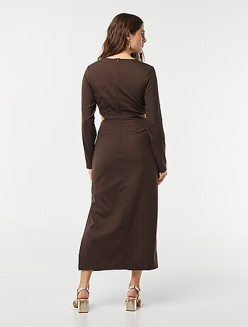 Vestido midi de efecto retorcido por delante