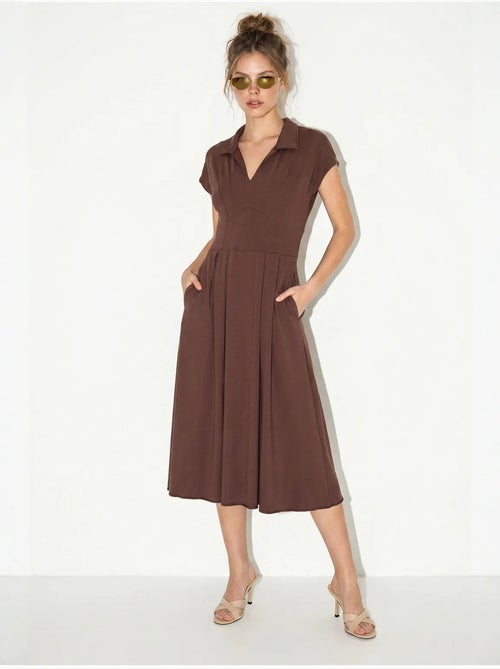 Vestido midi de jersey en línea a con cuello polo lucci - Kiabi