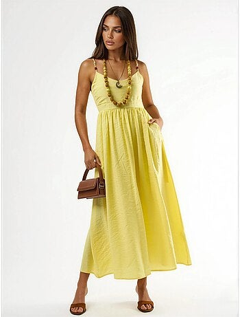 Vestido midi de línea a con detalle de accesorio busem