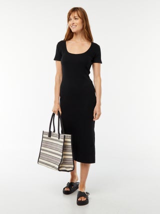 Vestido midi de manga corta con abertura