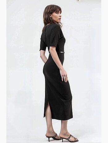 Vestido midi de manga corta con cinturón de busem