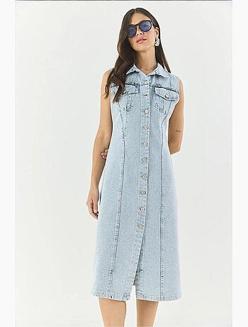 Vestido midi de mezclilla ajustado con cierre de botones lucci