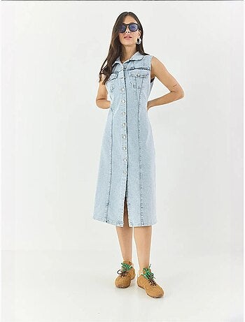 Vestido midi de mezclilla ajustado con cierre de botones lucci