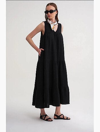 Vestido midi de muselina con cuello en v, sin mangas y bolsillos de mixray
