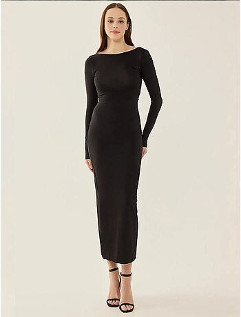 Vestido midi de punto con espalda abierta