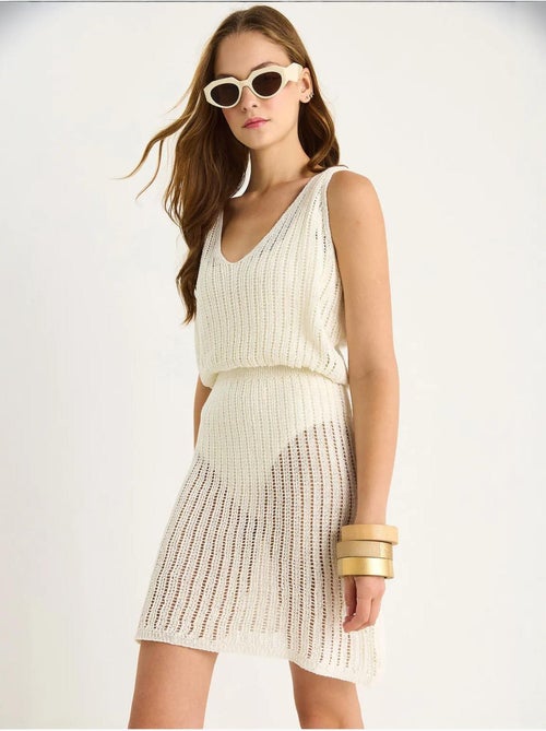 Vestido midi de punto texturizado sin mangas con cuello en v lucci - Kiabi Vestido midi de punto texturizado sin mangas con cuello en v lucci - Kiabi