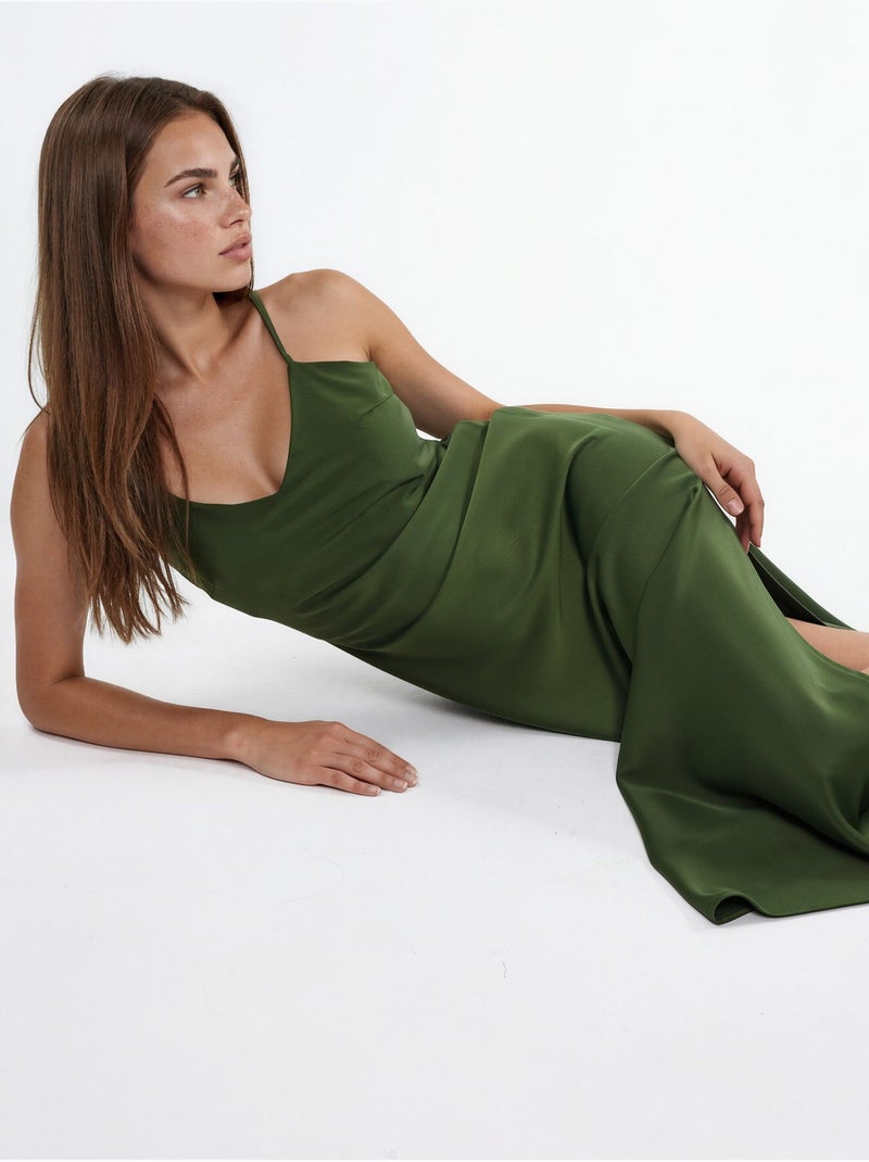 Vestido midi de satén Caqui - Kiabi