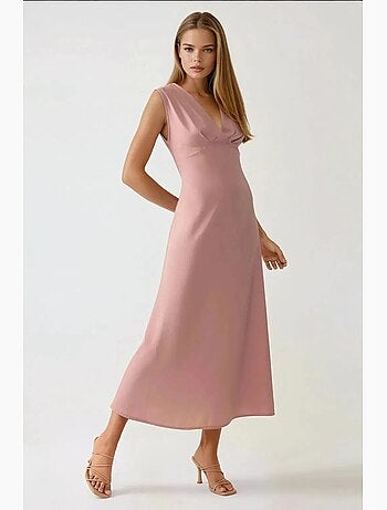 Vestido midi de tacto suave con cuello en V