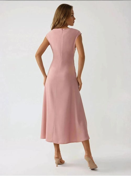 Vestido midi de tacto suave con cuello en V - Kiabi Vestido midi de tacto suave con cuello en V - Kiabi
