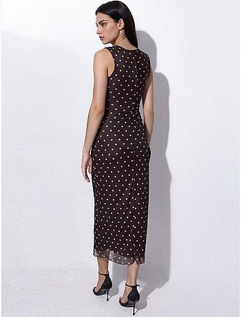 Vestido midi de tul con lunares y cuello redondo