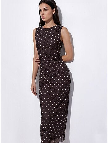 Vestido midi de tul con lunares y cuello redondo