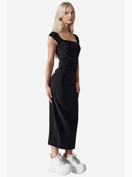 Vestido midi drapeado sin mangas busem - Kiabi