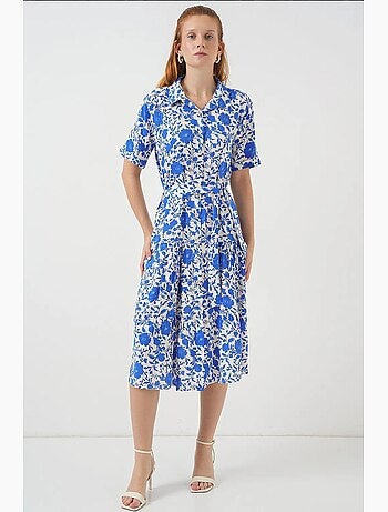 Vestido midi estampado con corte en a y cuello camisero bdart
