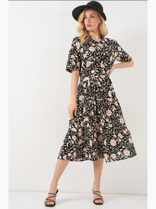 Vestido midi estampado con corte en a y cuello camisero bdart - Kiabi Vestido midi estampado con corte en a y cuello camisero bdart - Kiabi