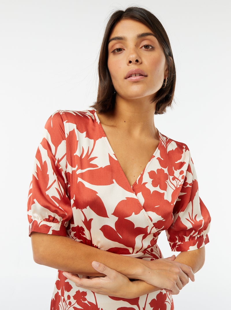 Vestido midi estampado con cuello cruzado Rojo - Kiabi