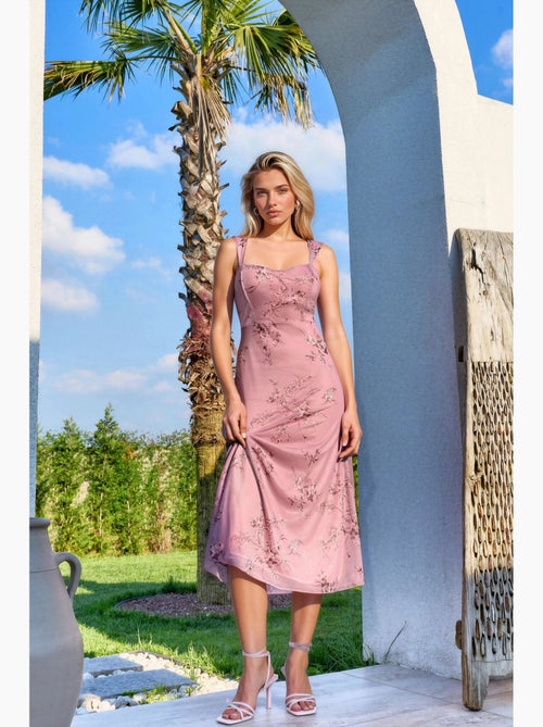 Vestido midi floral con cuello de corazón hiccup - Kiabi Vestido midi floral con cuello de corazón hiccup - Kiabi