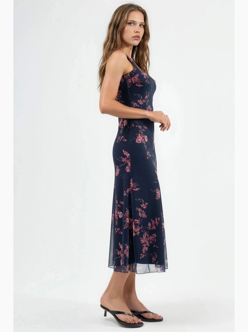 Vestido midi floral con cuello de corazón hiccup Rosa - Kiabi