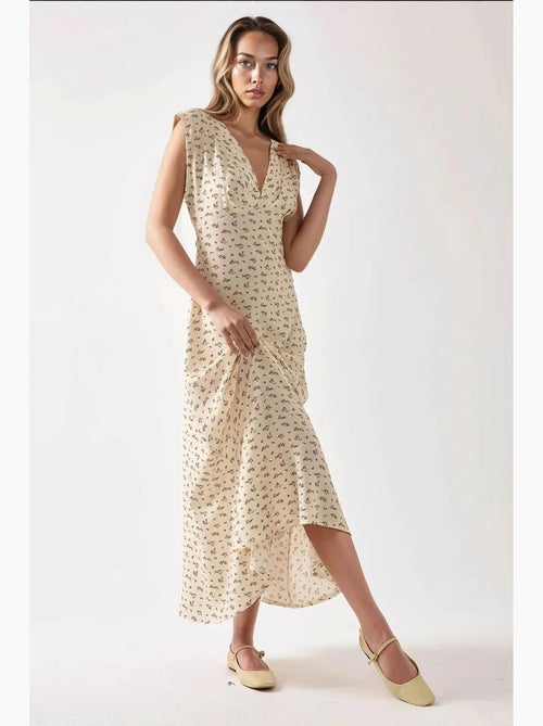 Vestido midi floral con cuello en v hiccup - Kiabi Vestido midi floral con cuello en v hiccup - Kiabi