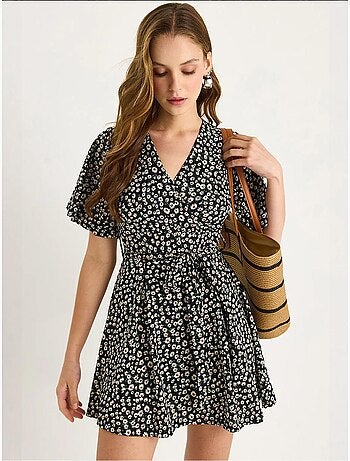 Vestido midi floral con escote en v y abertura lucci