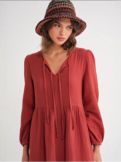 Vestido midi holgado con cuello en v y cierre de lazo mixray - Kiabi Vestido midi holgado con cuello en v y cierre de lazo mixray - Kiabi