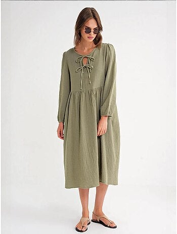 Vestido midi holgado con cuello en v y cierre de lazo mixray