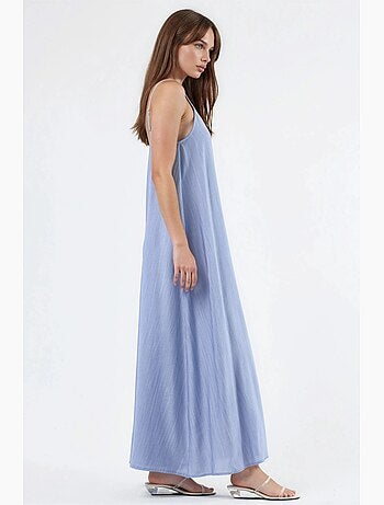 Vestido midi lencero con cuello en u y corte holgado busem