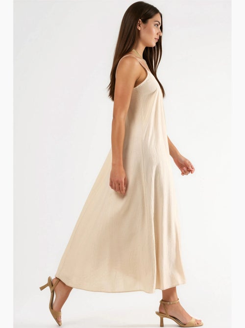 Vestido midi lencero con cuello en v busem - Kiabi Vestido midi lencero con cuello en v busem - Kiabi