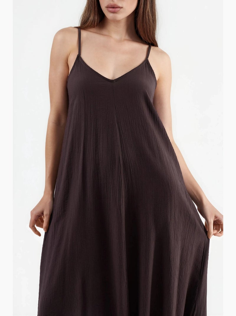 Vestido midi lencero con cuello en v busem Marrón chocolate - Kiabi
