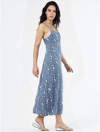 Vestido midi lencero floral con cuello de corazón busem