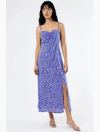 Vestido midi lencero floral con cuello de corazón busem