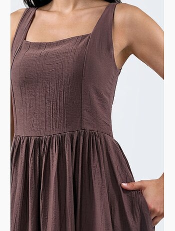 Vestido midi liso con cuello cuadrado busem