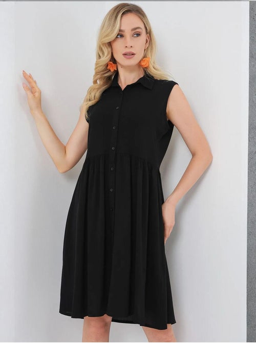 Vestido midi sin mangas con botones y cuello camisero de bdart - Kiabi Vestido midi sin mangas con botones y cuello camisero de bdart - Kiabi