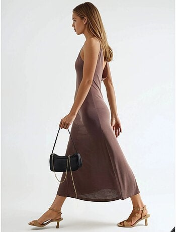 Vestido midi sin mangas con escote en v de busem