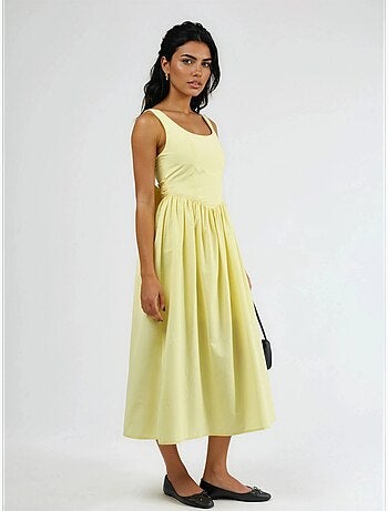 Vestido midi sin mangas con escote redondeado busem