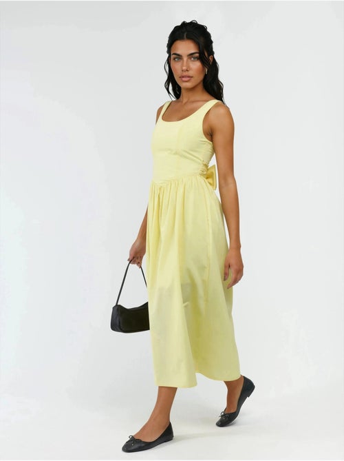 Vestido midi sin mangas con escote redondeado busem - Kiabi