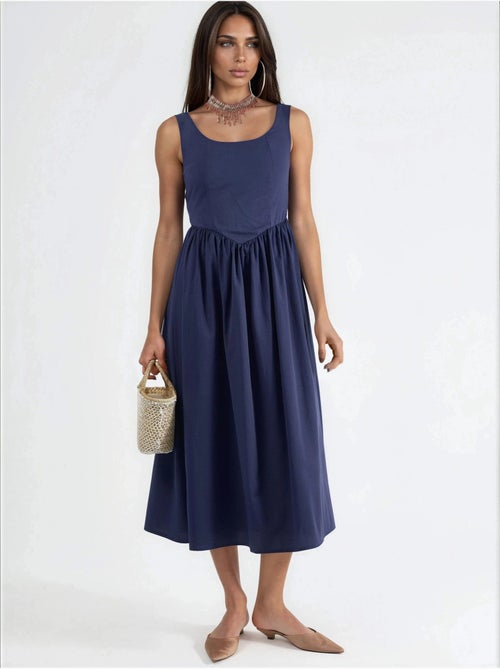 Vestido midi sin mangas con escote redondeado busem - Kiabi Vestido midi sin mangas con escote redondeado busem - Kiabi