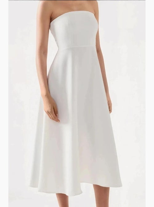 Vestido midi sin tirantes con corte en a hiccup - Kiabi
