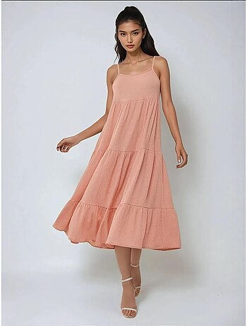 Vestido midi texturizado con corte en A