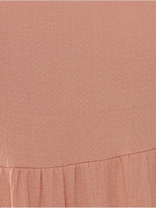 Vestido midi texturizado con corte en A - Kiabi Vestido midi texturizado con corte en A - Kiabi
