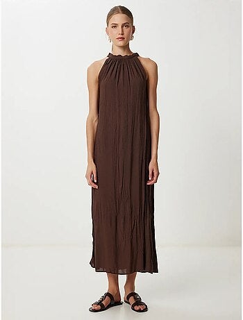 Vestido midi texturizado con cuello halter istanbul