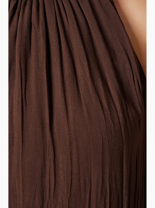 Vestido midi texturizado con cuello halter istanbul - Kiabi Vestido midi texturizado con cuello halter istanbul - Kiabi