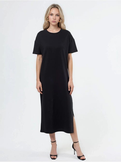 Vestido midi tipo camiseta con cuello redondo busem - Kiabi Vestido midi tipo camiseta con cuello redondo busem - Kiabi