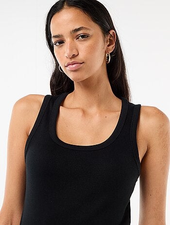 Vestido midi tipo camiseta de tirantes