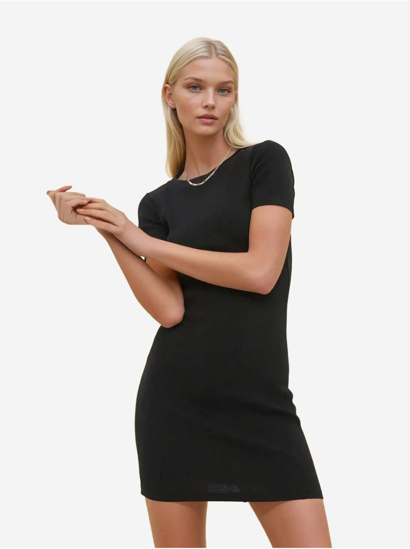 Vestido mini ajustado básico de manga corta hiccup Negro - Kiabi