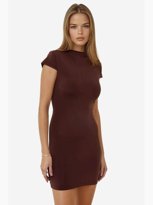 Vestido mini ajustado con cuello redondo hiccup - Kiabi Vestido mini ajustado con cuello redondo hiccup - Kiabi
