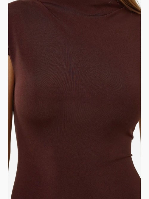 Vestido mini ajustado con cuello redondo hiccup - Kiabi Vestido mini ajustado con cuello redondo hiccup - Kiabi